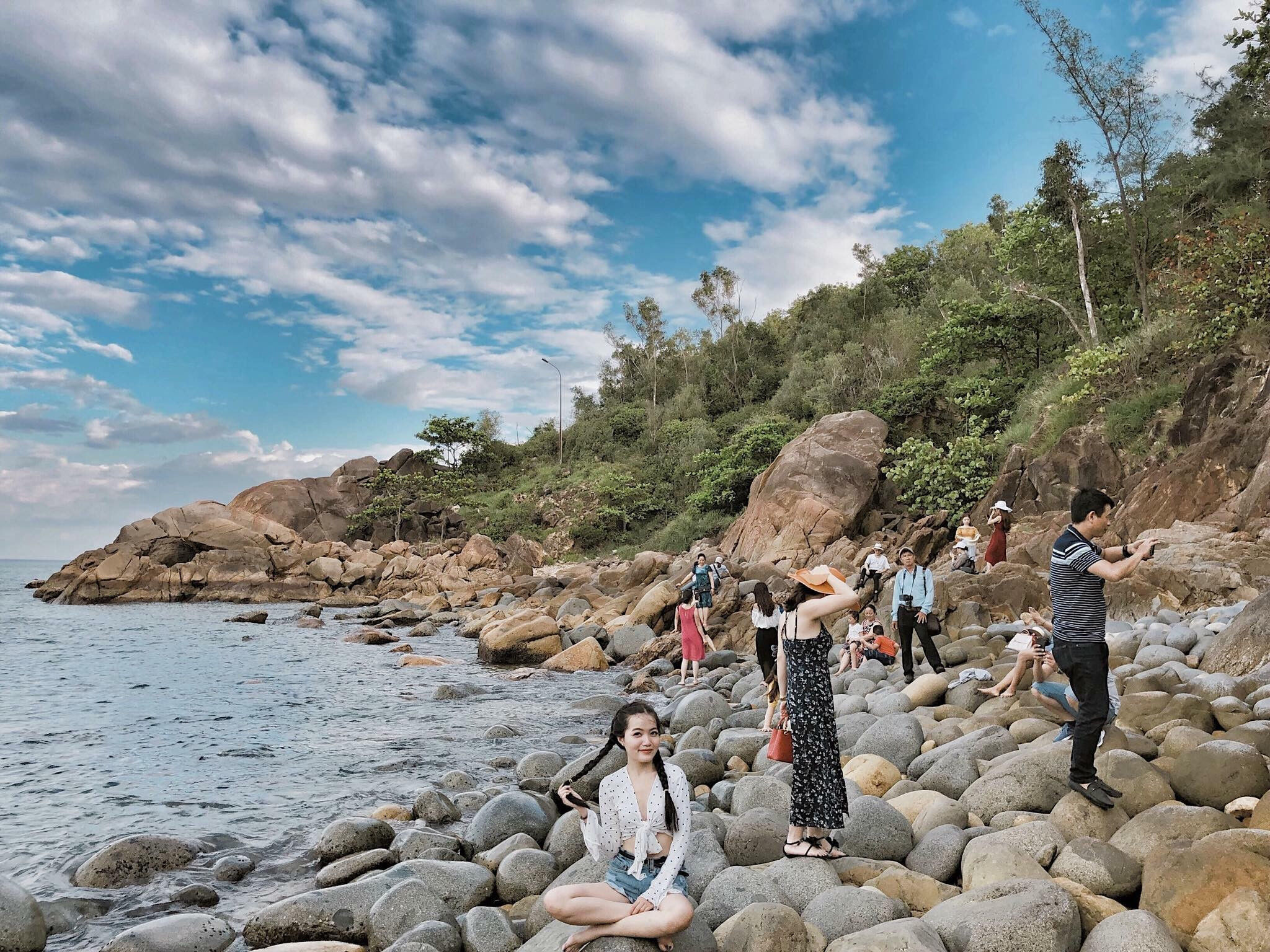 Bai Da Trung Nha Trang Khanh Hoa (Eggs Beach)